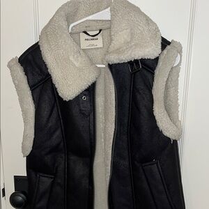 Pull&Bear Black Shearling Vest